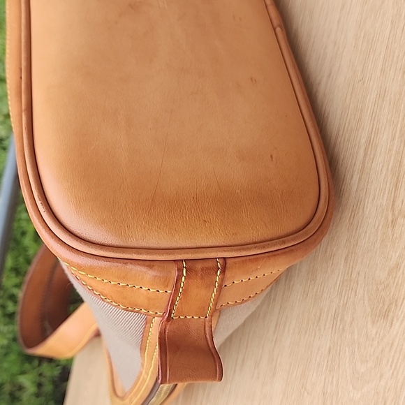 Vintage Dooney & Bourke Canvas Cabriolet Dome Satchel Crossbody Shoulder bag - Picture 7 of 16